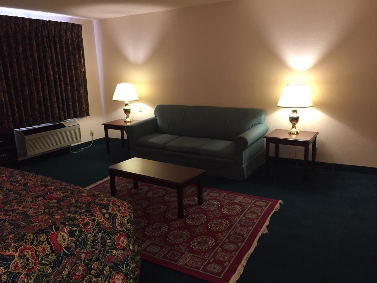 Haven Inn&Suites Monroe Eksteriør bilde